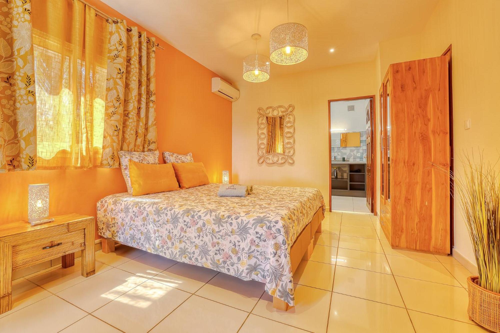 Tipalais Bed & Breakfast แซ็ง-ปีแยร์ ภายนอก รูปภาพ